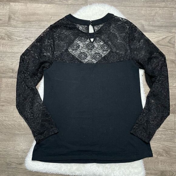 Torrid Womens Top Size Medium Black Long Sleeve Lace Keyhole Tshirt - Picture 4 of 8